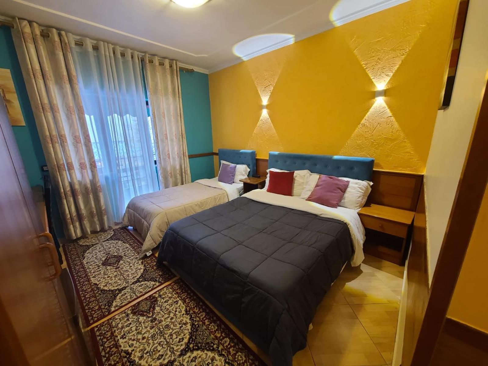 My Rooms Hotel ติรานา ภายนอก รูปภาพ